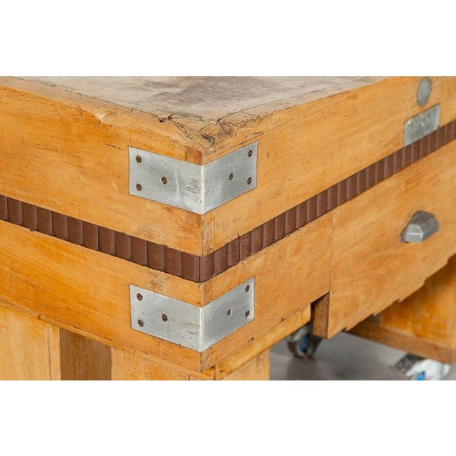 French Maple Butcher's Block Counter Table, 1930s For Sale - Image 13 of 16