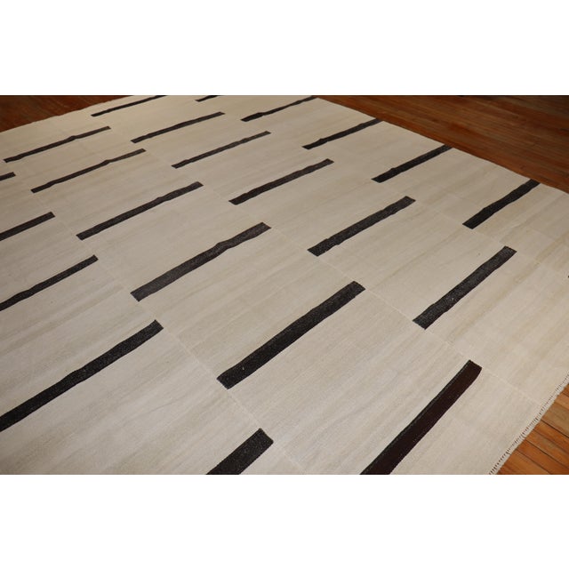 Late 20th Century White Brown Room Size Turkish Kilim - 10'7" x 13'2" For Sale - Image 13 of 18