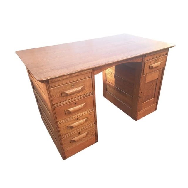 Modern comfort and Classic elegance combine in this handcrafted piece to make your house a home. Solid Red Oak. Solid...