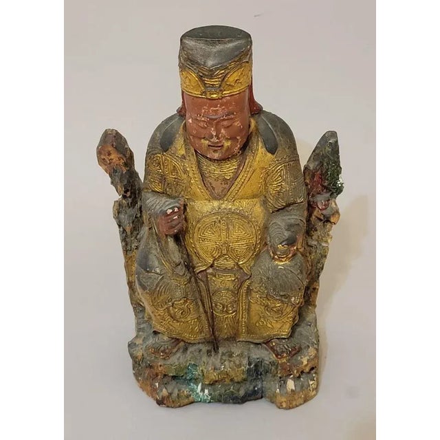 Early 19th Century Chinese Gilt Lacquer Wood Carved Temple Seated Buddha Statue For Sale - Image 4 of 12