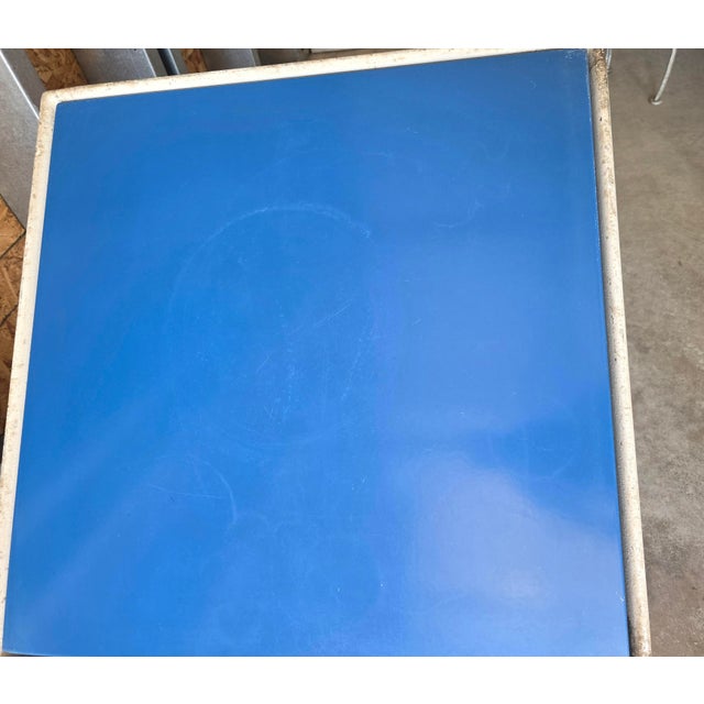 1970s Richard Schultz Style Knoll Aluminum and Blue Enamel Side-Coffee Table For Sale - Image 10 of 18