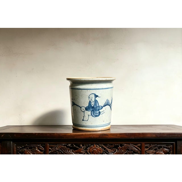 W-12.8cm,H-13.5cm Experience the beauty and elegance of Chinese history with our Chinese Vintage Porcelain Handcrafted...