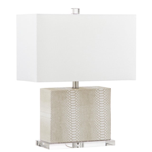2020s 20.5-Inch H Table Lamp - Cream For Sale - Image 5 of 5