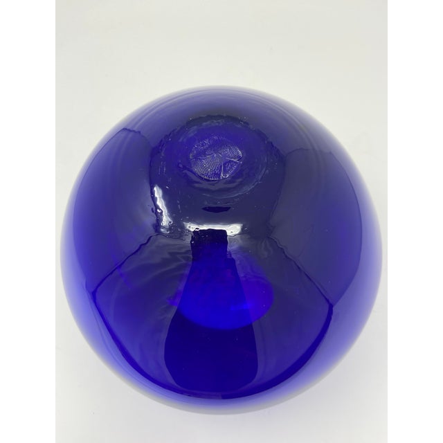 Blenko Sapphire Blue Glass Vessel For Sale In Chicago - Image 6 of 7