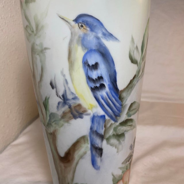 Late 20th Century Blue Jay Bird Vase Depicting Perched Birds on Blossoming Trees For Sale In Palm Springs - Image 6 of 9