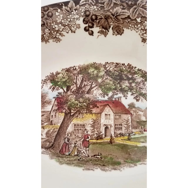English 1980s Vintage J&g Meakin " Sulgrave Manor" Porcelain Plate & Vintage "The Hunter" Porcelain Plate by Myott - a Pair For Sale - Image 3 of 8