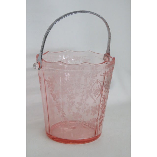 Early 20th Century Fostoria Versailles Pink Depression Glass Ice Bucket With Metal Handle 4503b For Sale In Miami - Image 6 of 16