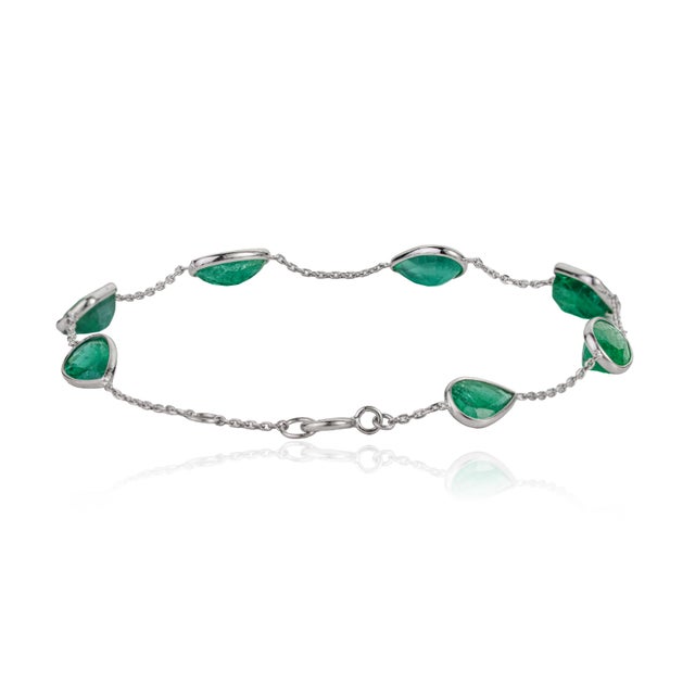 Vivid 2.84ct Emerald Multi-Shape Station Chain Bracelet in 14k White Gold For Sale - Image 9 of 18