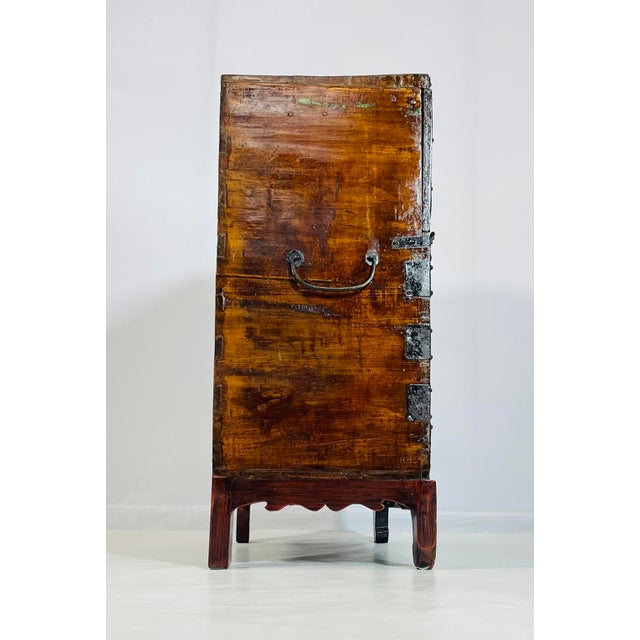 Chinoiserie Antique Korean Blanket Chest With a Bronze Lock & Iron Hardware For Sale - Image 3 of 12