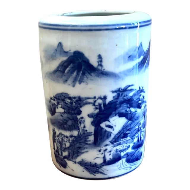 Chinoiserie Blue and White Vintage Brush Pot With Traditional Hands Painted Scenery For Sale