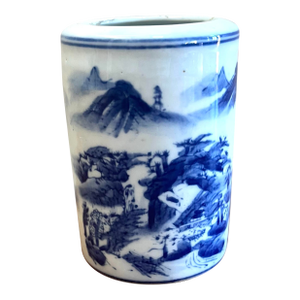 Chinoiserie Blue and White Vintage Brush Pot With Traditional Hands Painted Scenery