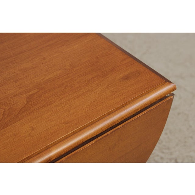 Hitchcock Early American Maple Dropleaf Dining Table For Sale - Image 13 of 17