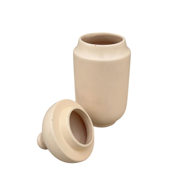 Cream Space Age Ceramic Vase with Lid by Enzo Bioli for Il Picchio, Italy, 1970s For Sale - Image 8 of 10