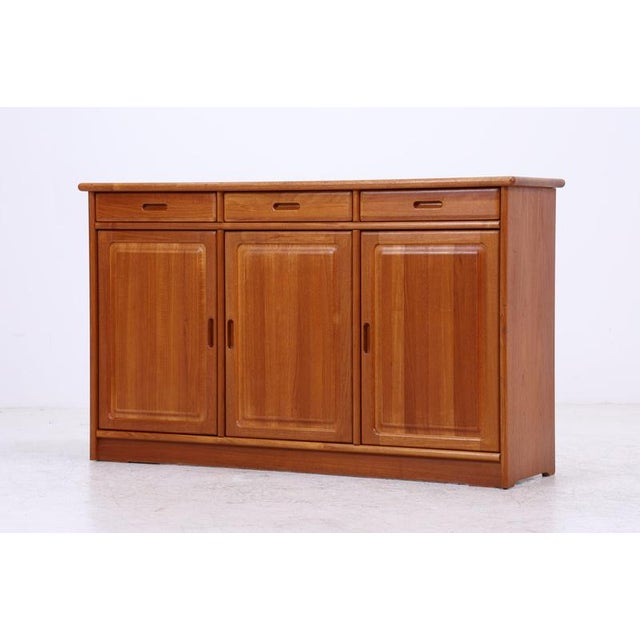 Danish Teak Cabinet from Dyrlund For Sale - Image 6 of 18