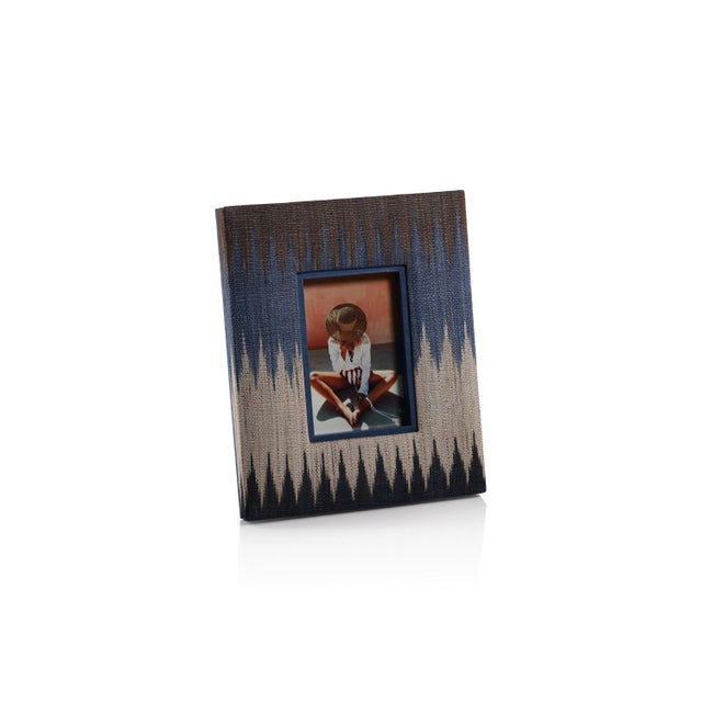 Traditional Isador Abaca Hand Made Photo Frame, 4" x 6" For Sale - Image 3 of 3