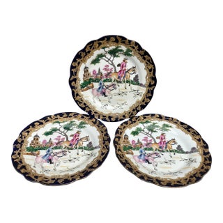 Vintage Decorative Cobalt Blue and Gold Gilt Fox Hunting Plates Set of 3 For Sale