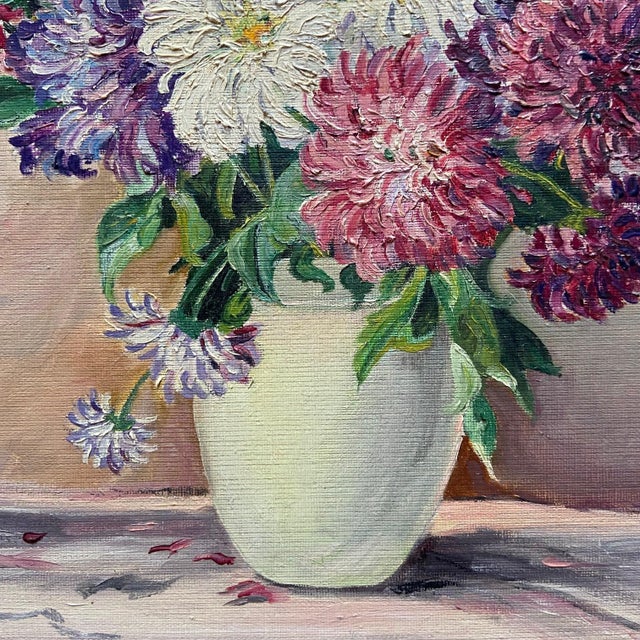 French Artist, Still Life of a Vase of Dahlias, 1960s, Oil on Canvas For Sale - Image 7 of 10