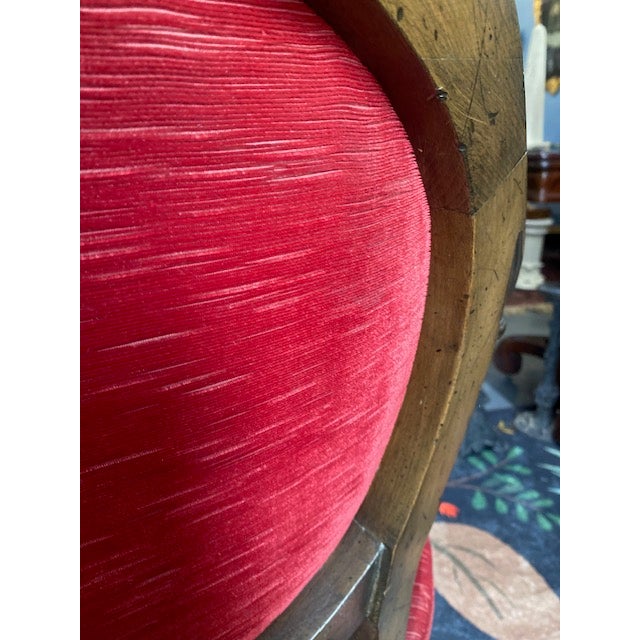 French Antique Louis XVI Style Settee 19th Century Custom Plush Red Velvet For Sale In Raleigh - Image 6 of 12