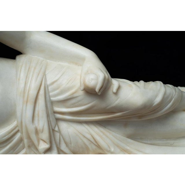 19th Century Neo-Classical Alabaster Sculpture Depicting Nude Paolina Buonaparte, France For Sale - Image 4 of 6