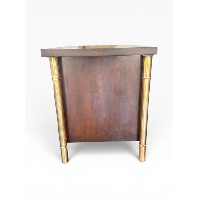 1970s 1970s Attributed to Mastercraft Hollywood Regency Burl Wood & Satin Brass Side Cabinets / Nightstands – A Pair For Sale - Image 5 of 15