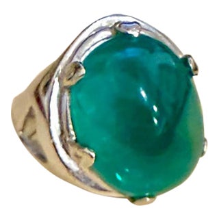 18 Carat Huge Emerald Cabochon 14 Karat White Gold Cocktail Ring Vintage Unisex For Sale