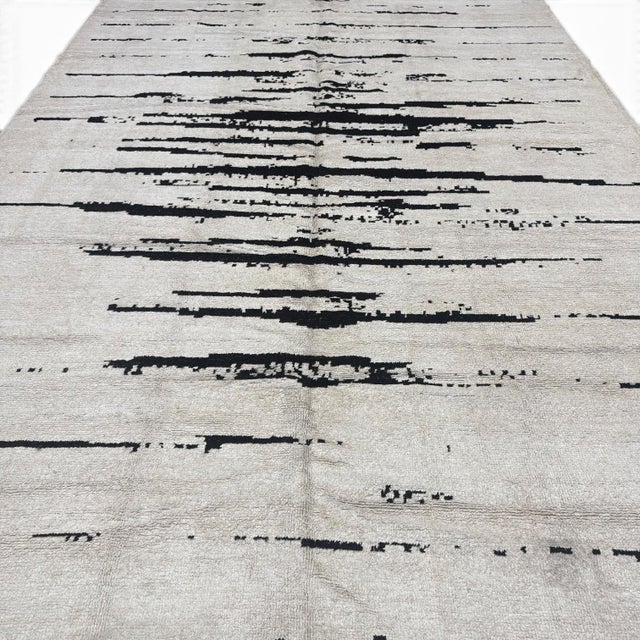 Handwoven in Turkey using reclaimed hemp kilim yarn, this contemporary rug brings together sustainable materials, organic...