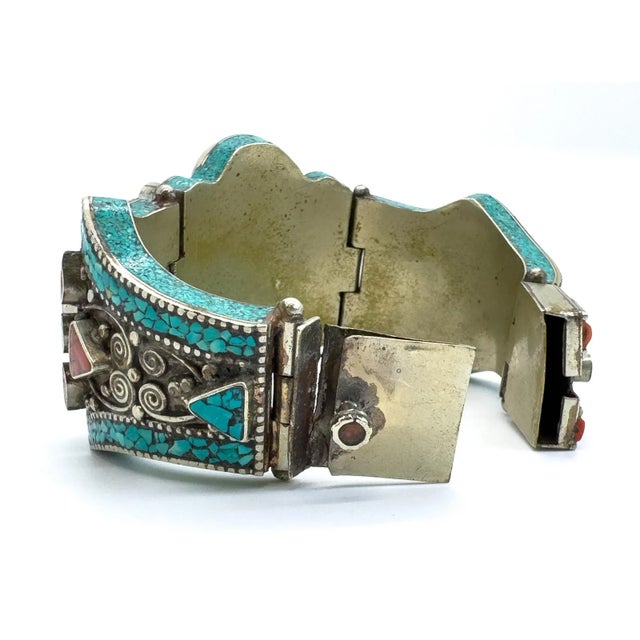 Vintage Moroccan Tribal Turquoise & Coral Jewelry Set, Cuff , Ring , Pair of Earrings (4 PCS For Sale In New York - Image 6 of 12