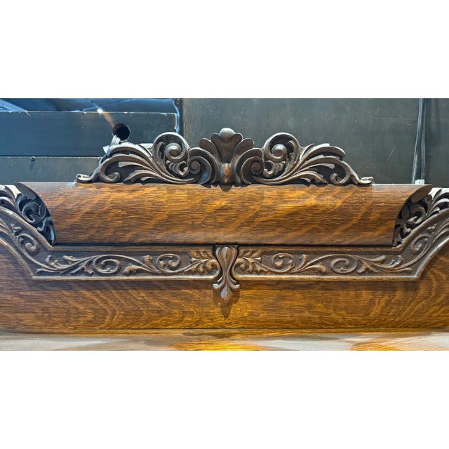 Late 19th Century Tiger Oak Huntboard Hutch Cabinet For Sale - Image 13 of 18