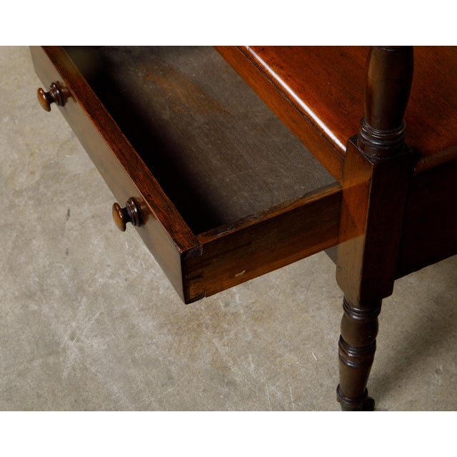 English 19th Century Three-Tiered Étagère with Low Drawer and Turned Supports For Sale - Image 11 of 12