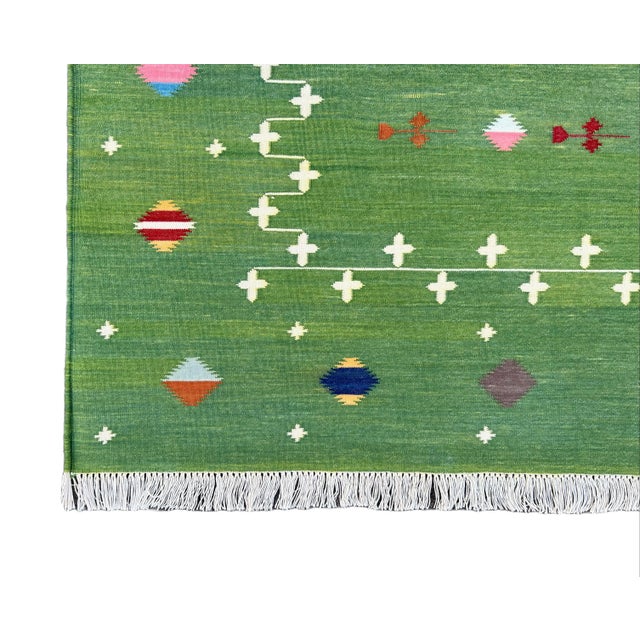 Handmade Cotton Dhurrie Vegetable Dyed Forest Green Shooting Star Rug - 5'x8' For Sale - Image 10 of 11