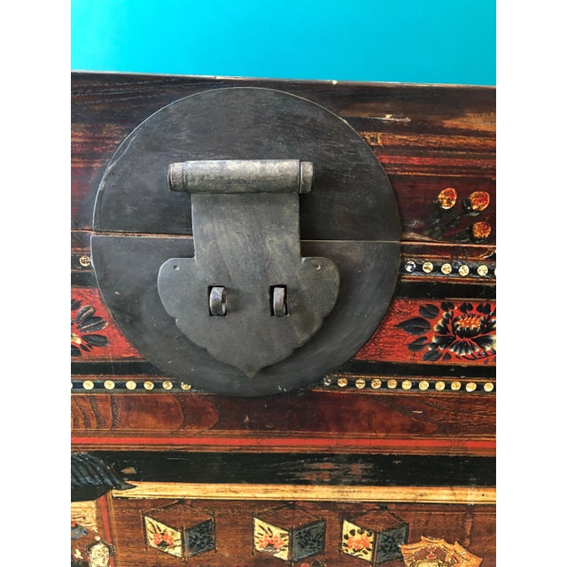 Brown 1940s Hand Painted Asian Trunk For Sale - Image 8 of 10