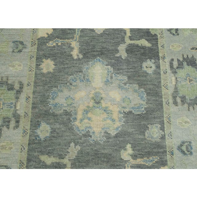 Turkish Oushak Rug 4'2" x 9'10" #18133 For Sale In Houston - Image 6 of 8