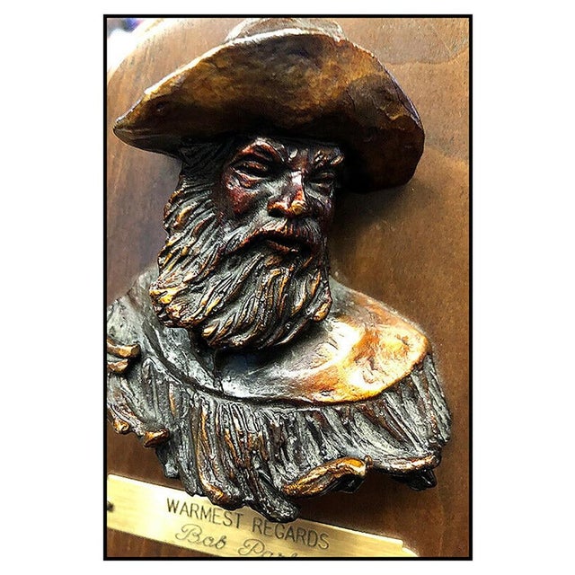 This sculpture, has remained in excellent condition without any defects to report and is of impressive craftsmanship and...