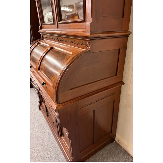 Late 19th Century Victorian American Eastlake Burl Walnut Cylinder Roll Top Desk With Pull-Out Writing Surface For Sale - Image 11 of 18