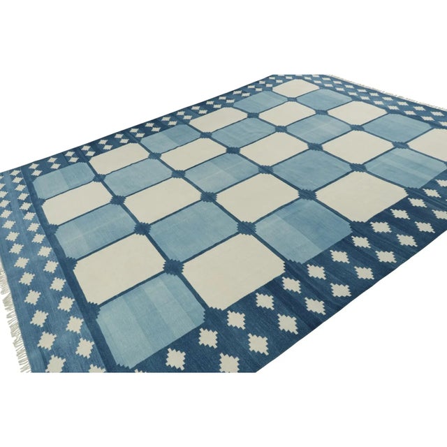 Rug & Kilim Rug & Kilim’s Contemporary Dhurrie Rug in Blue & White Geometric Square Patterns For Sale - Image 4 of 7
