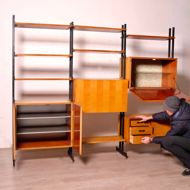 Vintage Freestanding Bookcase, Italy, 1960s For Sale - Image 15 of 18