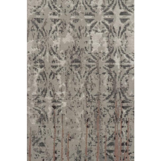 2010s Rug & Kilim’s Contemporary Rug in Pink & Gray Abstract Pattern For Sale - Image 5 of 7