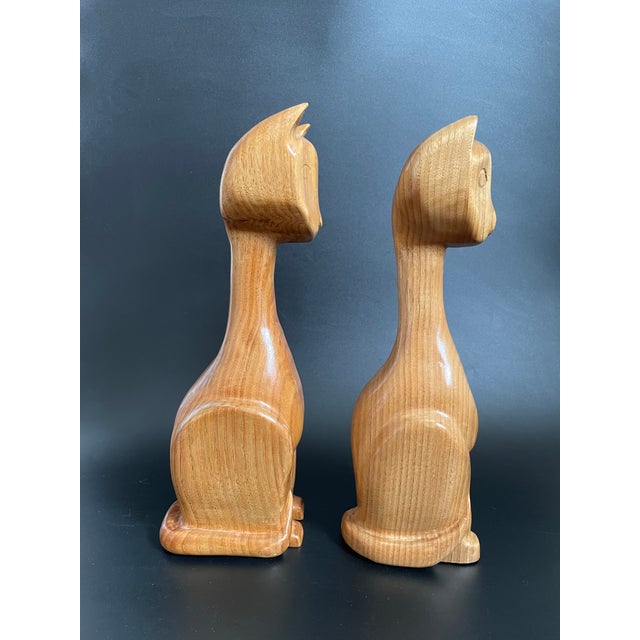 1990s A Pair of Hand Carved Wooden Cats in Mid Century Modern Style For Sale - Image 5 of 13