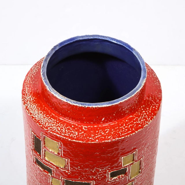 Mid-Century Modern Scarlet Red Handpainted Umbrella Stand w/ Rectilinear Details For Sale - Image 9 of 12