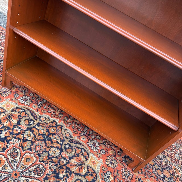 American Antique Heywood Wakefield Priscilla Flat Traditional Solid Auburn Maple Bookcase For Sale - Image 3 of 13