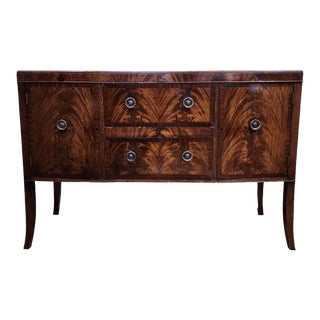 1930s English Flamed Mahogany Buffet Sideboard For Sale