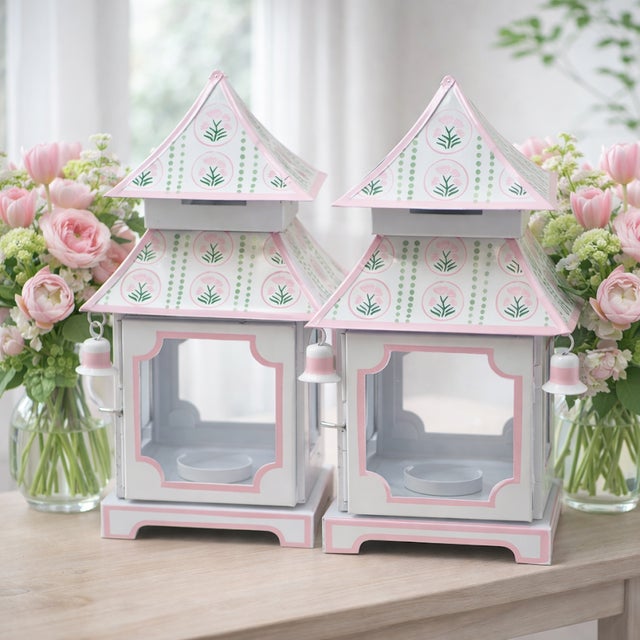 Chinoiserie Pink Tulip Pagoda Lantern, Medium For Sale - Image 3 of 4