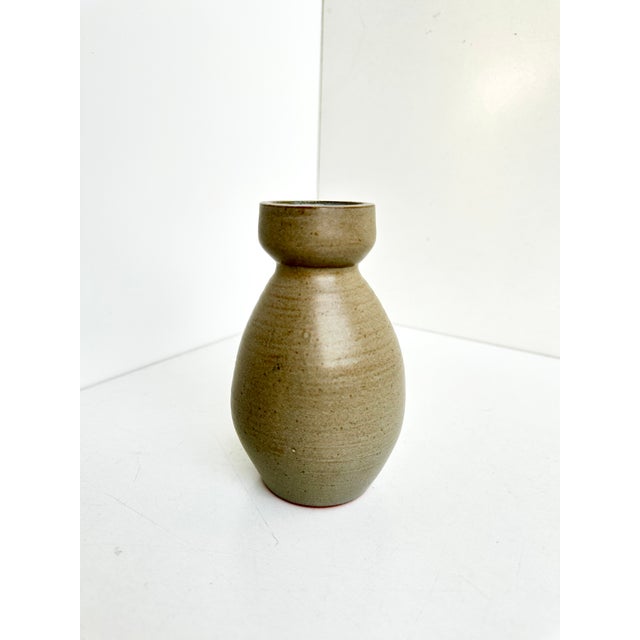 Olive-Grey Studio Ceramic Vase from Töpferhof Römhild, Germany, 1960s For Sale - Image 9 of 12