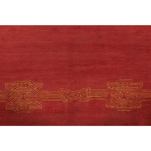 1920s Antique Art Deco Oushak Wool Rug by Rug & Kilim, Open Field Design, 1920-1929 For Sale - Image 5 of 9