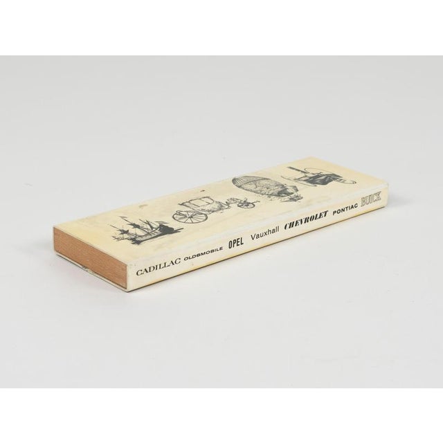 White Mid-Century Modeern Decorative Box in Enamel Metal and Wood, 1960s For Sale - Image 8 of 16