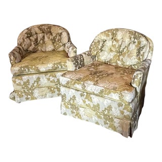 1960s Pair of Green Tufted Mid-Century Barrel Chairs For Sale