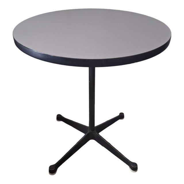 Contract Base Circular Side Table by Eames for Herman Miller, 1960s For Sale
