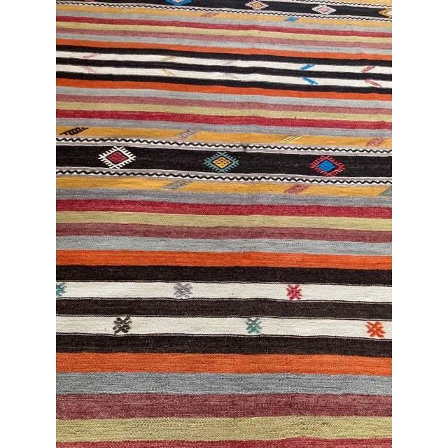 Vintage Anatolian Kilim Rug, 1960s For Sale - Image 8 of 16