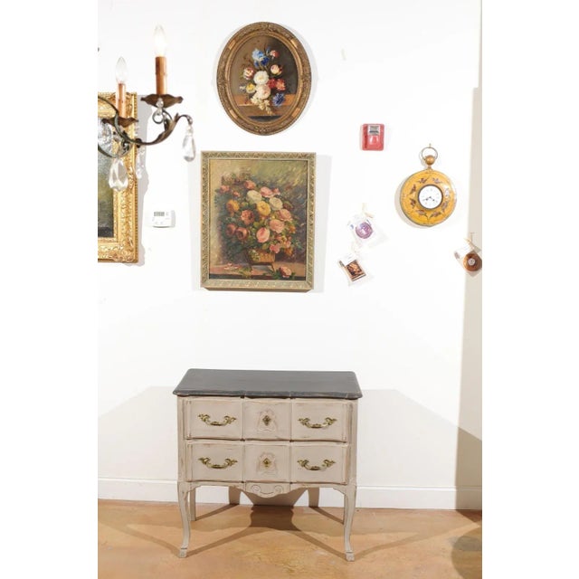 1910s French Louis XV Style Grey Painted Commode For Sale - Image 9 of 13