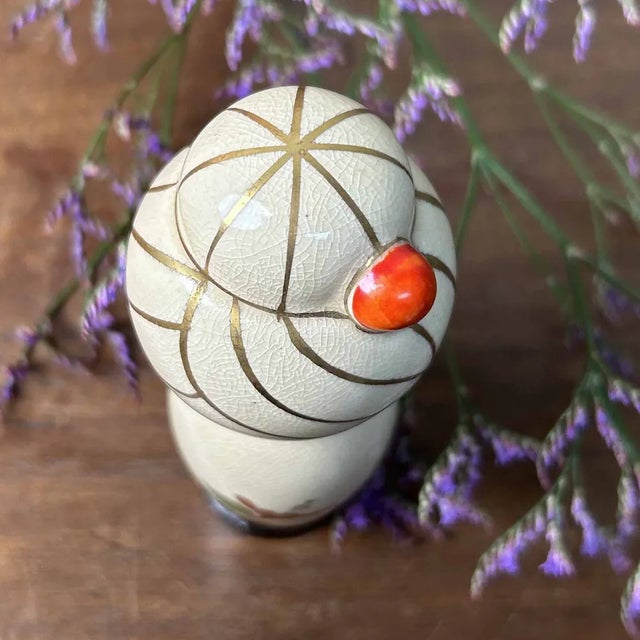 1980s Vintage Satsuma Yaki Kokeshi Figurine by Kishusaku Hatamoto, 1980s For Sale - Image 5 of 7